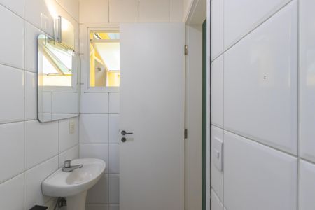 Casa para alugar com 350m², 6 quartos e 4 vagas Casa para alugar com 350m², 6 quartos e 4 vagasBanheiro Suíte 4