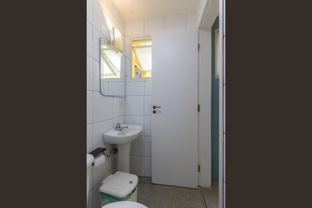 Casa para alugar com 350m², 6 quartos e 4 vagas Casa para alugar com 350m², 6 quartos e 4 vagasBanheiro Suíte 4