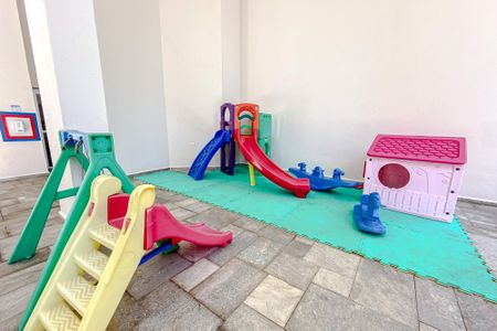 Apartamento para alugar com 81m², 3 quartos e 2 vagasÁrea comum - Playground