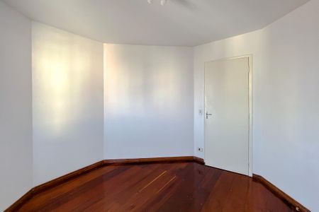 Apartamento para alugar com 81m², 3 quartos e 2 vagasQuarto 2
