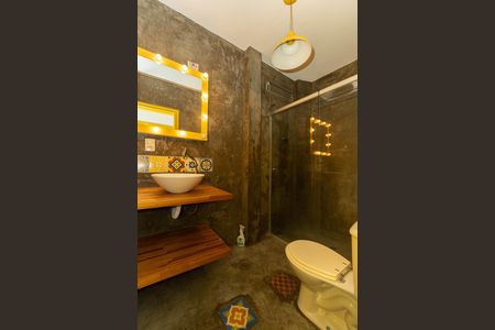 Apartamento para alugar com 38m², 1 quarto e sem vaga Apartamento para alugar com 38m², 1 quarto e sem vagaBanheiro