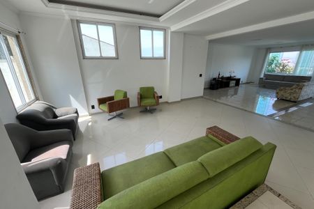 Casa para alugar com 391m², 4 quartos e 3 vagasSala