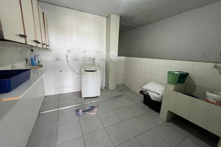 Casa para alugar com 391m², 4 quartos e 3 vagasÁrea de Serviço