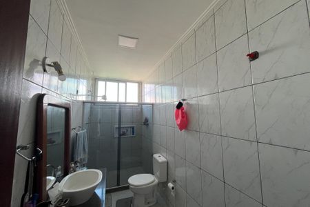 Casa para alugar com 391m², 4 quartos e 3 vagasBanheiro 2