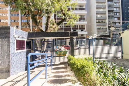 Apartamento à venda com 93m², 3 quartos e 2 vagas Apartamento à venda com 93m², 3 quartos e 2 vagasÁrea externa