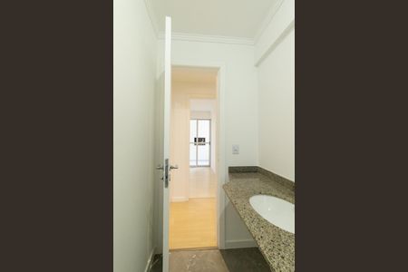Apartamento à venda com 93m², 3 quartos e 2 vagas Apartamento à venda com 93m², 3 quartos e 2 vagasBanheiro Social