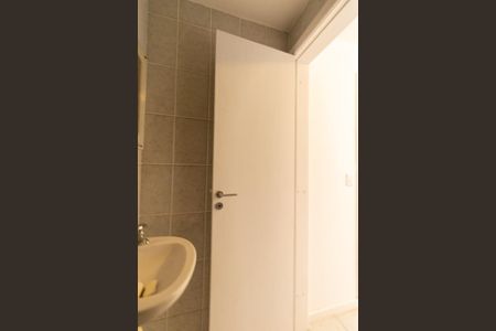 Apartamento à venda com 93m², 3 quartos e 2 vagas Apartamento à venda com 93m², 3 quartos e 2 vagasBanheiro de serviço
