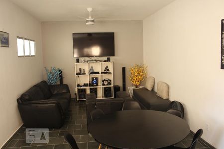 Apartamento à venda com 100m², 2 quartos e 1 vaga Apartamento à venda com 100m², 2 quartos e 1 vagaÁrea comum