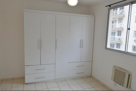 Apartamento à venda com 100m², 2 quartos e 1 vaga Apartamento à venda com 100m², 2 quartos e 1 vagaSuíte