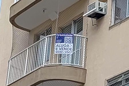 Apartamento à venda com 100m², 2 quartos e 1 vaga Apartamento à venda com 100m², 2 quartos e 1 vagaPlaca