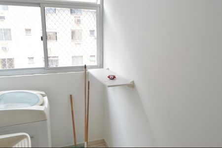 Apartamento à venda com 100m², 2 quartos e 1 vaga Apartamento à venda com 100m², 2 quartos e 1 vagaÁrea de Serviço