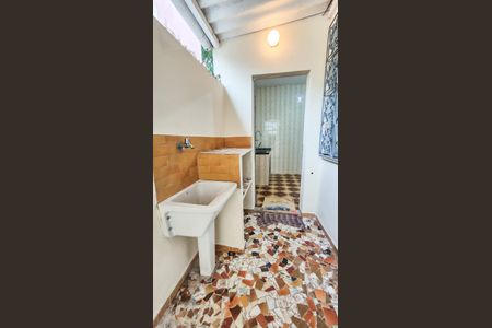 Casa para alugar com 60m², 2 quartos e 2 vagasÁrea de Serviço