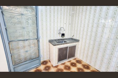 Casa para alugar com 60m², 2 quartos e 2 vagasCozinha