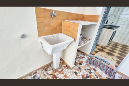 Casa para alugar com 60m², 2 quartos e 2 vagasÁrea de Serviço
