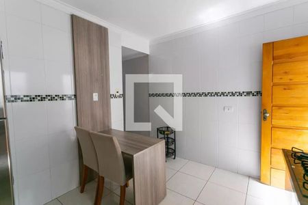 Casa para alugar com 92m², 3 quartos e 2 vagasCozinha