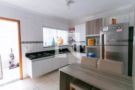 Casa para alugar com 92m², 3 quartos e 2 vagasCozinha