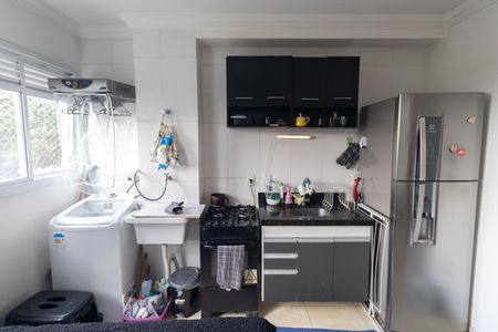 Cozinha e Área de Serviço de apartamento para alugar com 2 quartos, 56m² em Tremembé, São Paulo
