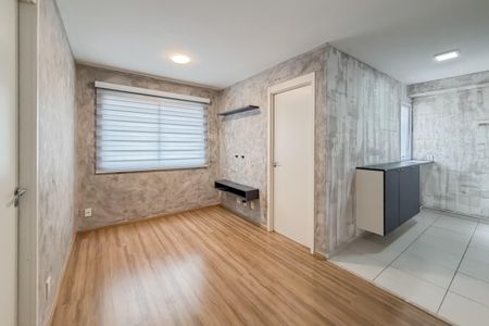 Apartamento para alugar com 37m², 2 quartos e sem vagaSala - Persianas