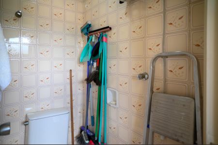 Apartamento à venda com 232m², 3 quartos e 2 vagasBanheiro de Serviço