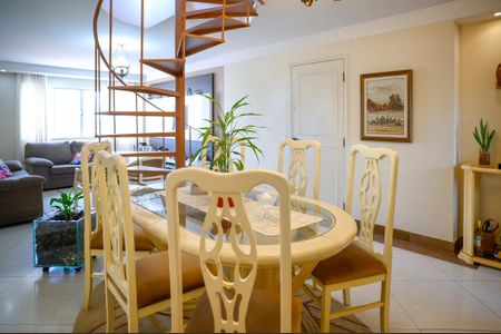 Apartamento à venda com 232m², 3 quartos e 2 vagasSala de Jantar