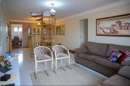 Apartamento à venda com 232m², 3 quartos e 2 vagasSala