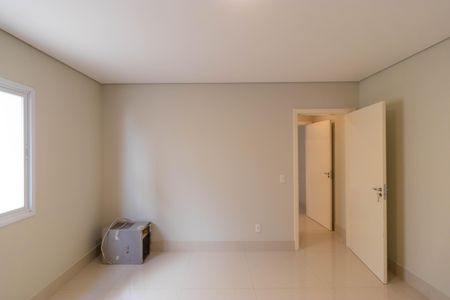 Casa de condomínio à venda com 1076m², 7 quartos e 5 vagasSuíte 01