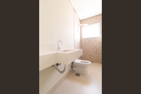 Casa de condomínio à venda com 1076m², 7 quartos e 5 vagasBanheiro 02