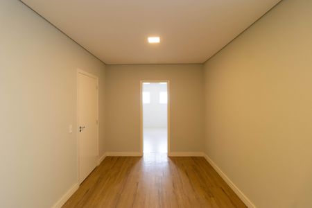 Casa de condomínio à venda com 1076m², 7 quartos e 5 vagasCloset da Suíte 05