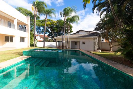 Casa de condomínio à venda com 1076m², 7 quartos e 5 vagasQuintal