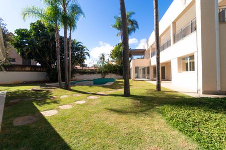 Casa de condomínio à venda com 1076m², 7 quartos e 5 vagasQuintal