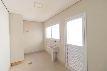 Casa de condomínio à venda com 1076m², 7 quartos e 5 vagasÁrea de Serviço