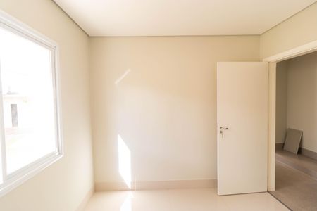 Casa de condomínio à venda com 1076m², 7 quartos e 5 vagasQuarto