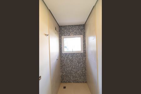 Casa de condomínio à venda com 1076m², 7 quartos e 5 vagasBanheiro da Suíte da Edícula