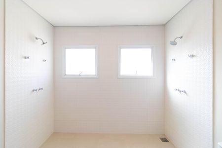 Casa de condomínio à venda com 1076m², 7 quartos e 5 vagasBanheiro da Suíte 05