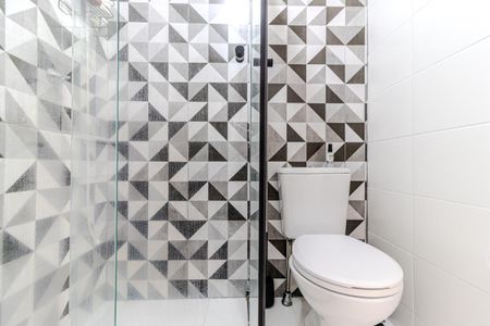 Banheiro de apartamento para alugar com 1 quarto, 25m² em Vila Buarque, São Paulo