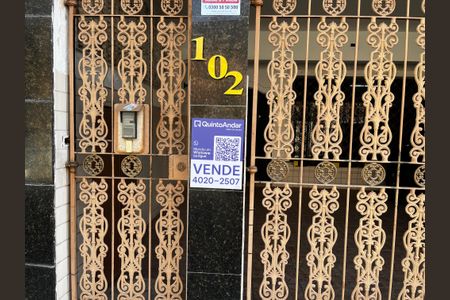 Casa para alugar com 216m², 4 quartos e 2 vagas Casa para alugar com 216m², 4 quartos e 2 vagasFachada - Placa