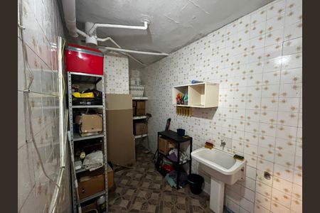 Casa para alugar com 216m², 4 quartos e 2 vagas Casa para alugar com 216m², 4 quartos e 2 vagasÁrea de Serviço