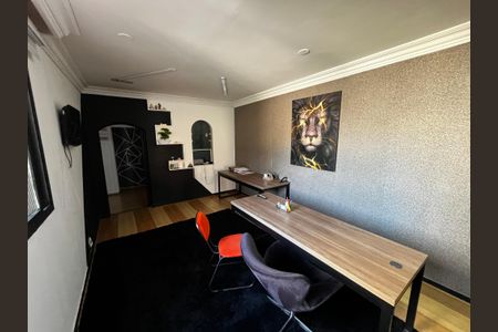 Casa para alugar com 216m², 4 quartos e 2 vagas Casa para alugar com 216m², 4 quartos e 2 vagasSuíte 1