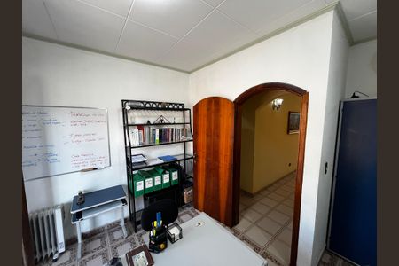 Casa para alugar com 216m², 4 quartos e 2 vagas Casa para alugar com 216m², 4 quartos e 2 vagasQuarto 2