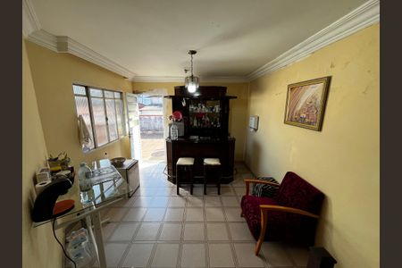 Casa para alugar com 216m², 4 quartos e 2 vagas Casa para alugar com 216m², 4 quartos e 2 vagasCopa