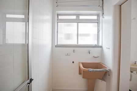 Apartamento à venda com 56m², 2 quartos e 1 vagaÁrea de Serviço