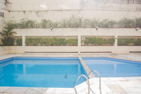 Apartamento à venda com 56m², 2 quartos e 1 vagaÁrea comum - Piscina