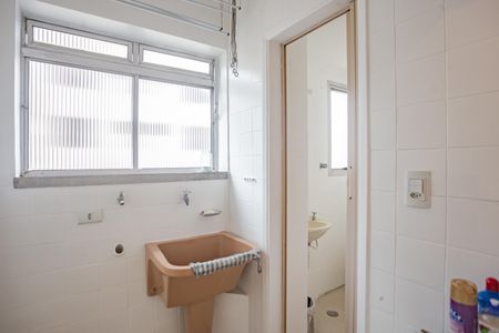 Apartamento à venda com 56m², 2 quartos e 1 vagaÁrea de Serviço