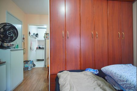 Quarto de kitnet/studio para alugar com 1 quarto, 38m² em Petrópolis, Porto Alegre