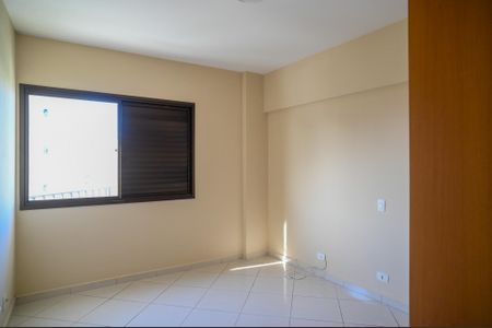 Quarto 1 de apartamento para alugar com 2 quartos, 75m² em Jardim Celeste, São Paulo