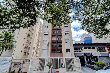 Apartamento para alugar com 57m², 1 quarto e 1 vagaFachada - Plaquinha