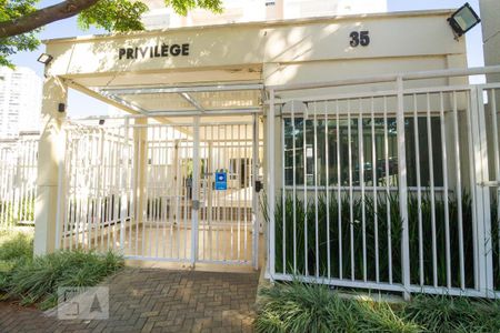 Apartamento à venda com 63m², 1 quarto e 2 vagasFachada