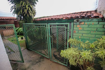 Casa para alugar com 360m², 3 quartos e 2 vagas Casa para alugar com 360m², 3 quartos e 2 vagasÁrea externa