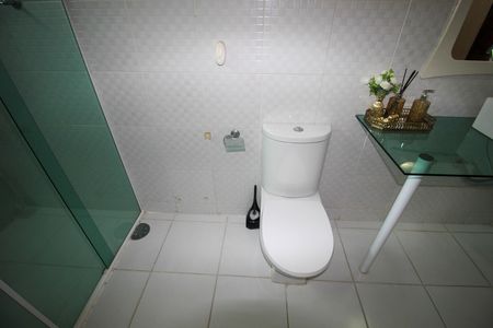 Casa para alugar com 360m², 3 quartos e 2 vagas Casa para alugar com 360m², 3 quartos e 2 vagasBanheiro