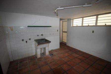 Casa para alugar com 360m², 3 quartos e 2 vagas Casa para alugar com 360m², 3 quartos e 2 vagasÁrea de serviço
